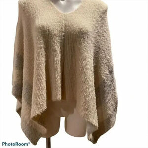 Moon&madison pancho sweater